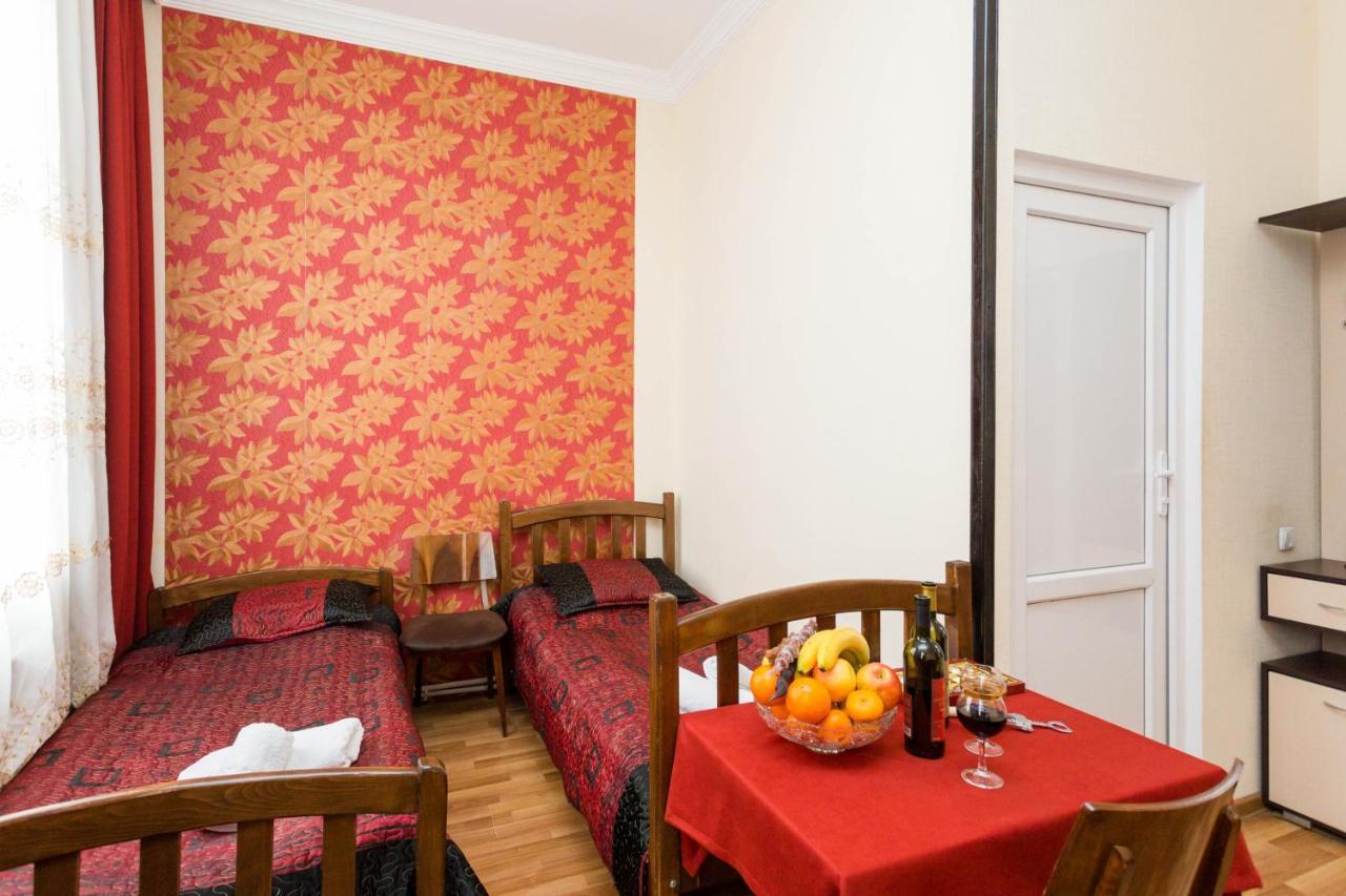 טביליסי Gis Guest House מראה חיצוני תמונה