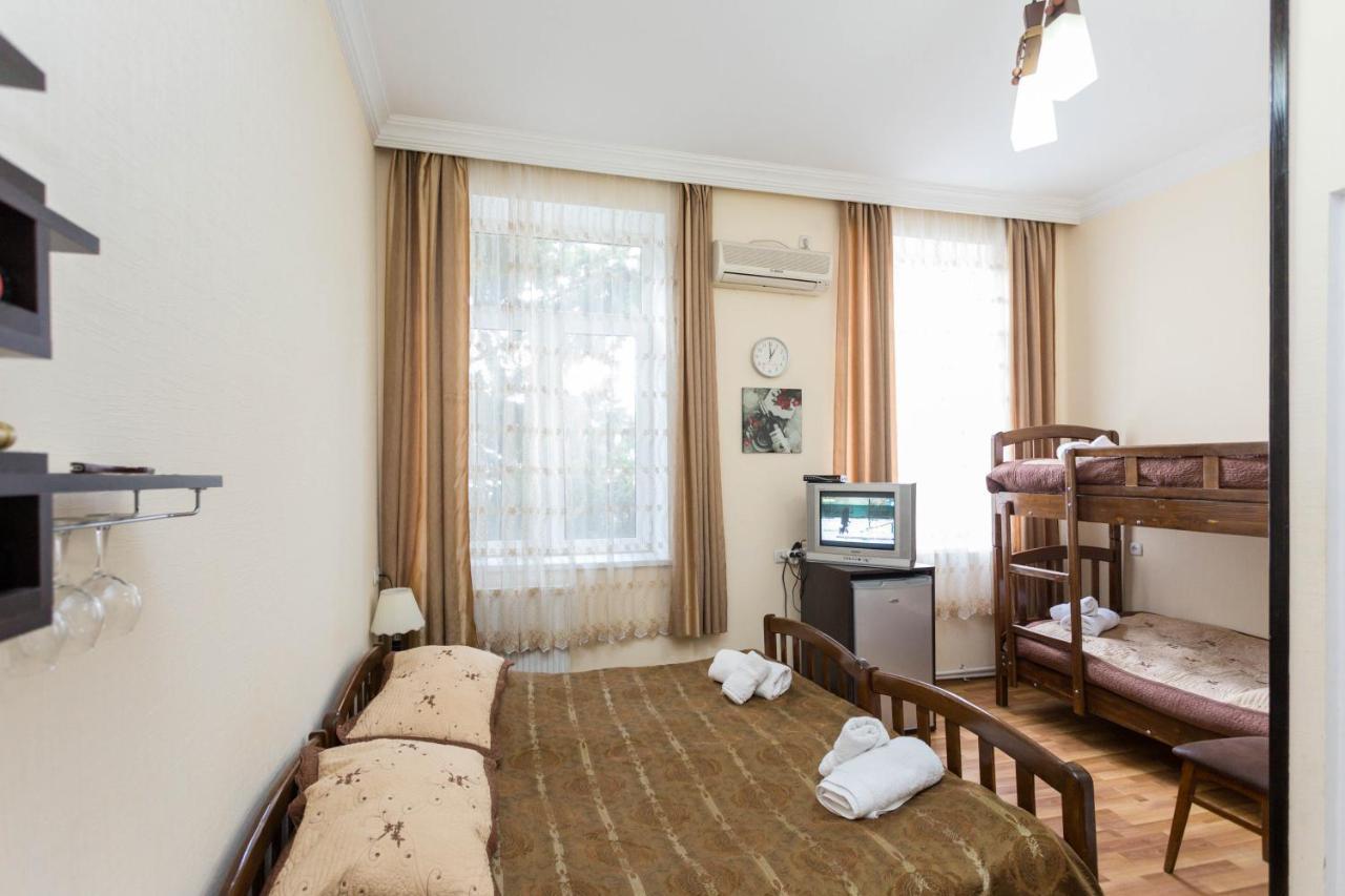 טביליסי Gis Guest House מראה חיצוני תמונה